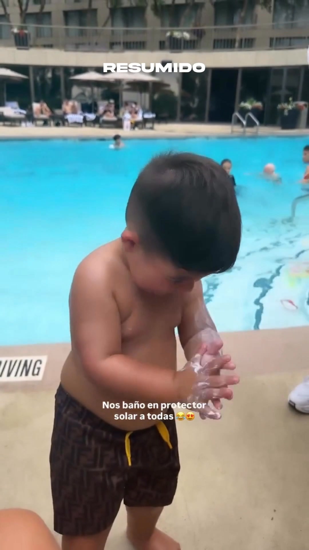 Benja Fernández llenó de protector solar a todas 🤣