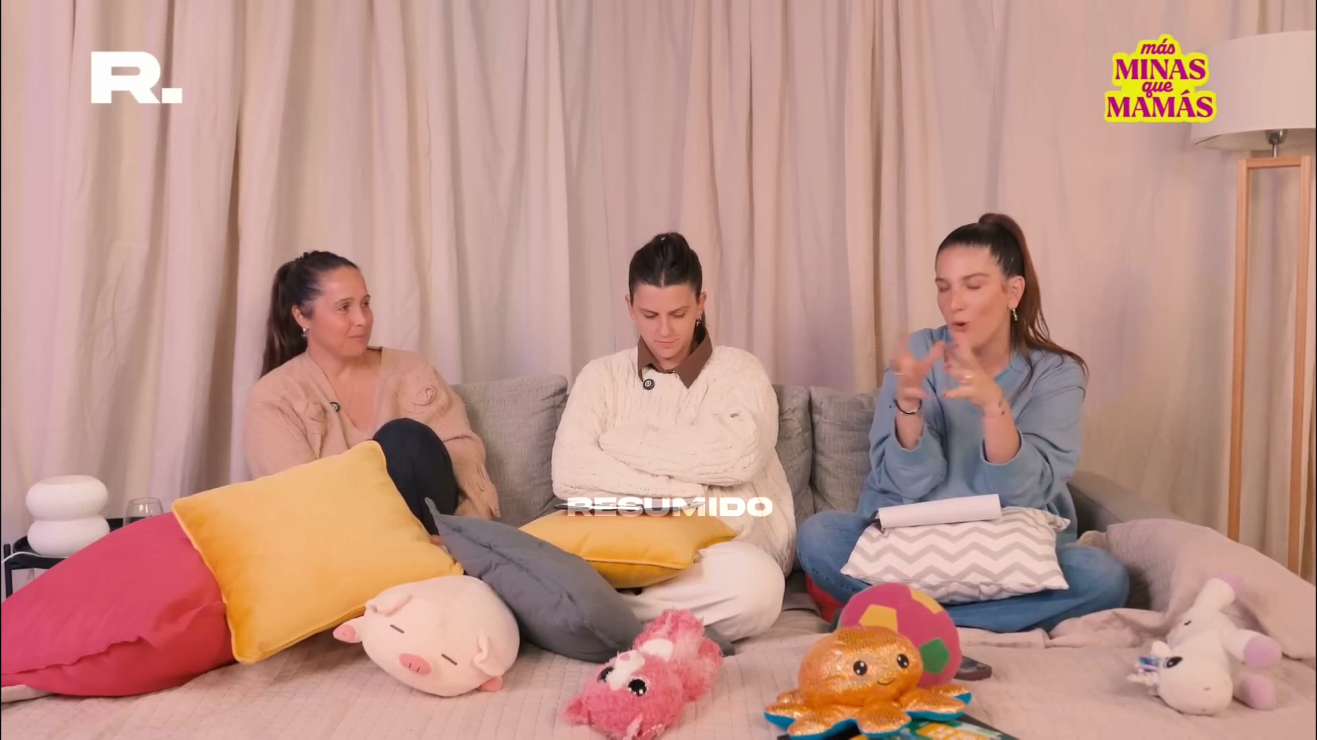 Juana Repetto contó en "MÁS MINAS QUE MAMÁS" por qué acompaña a su hijo que juega rugby aunque no le guste el deporte
