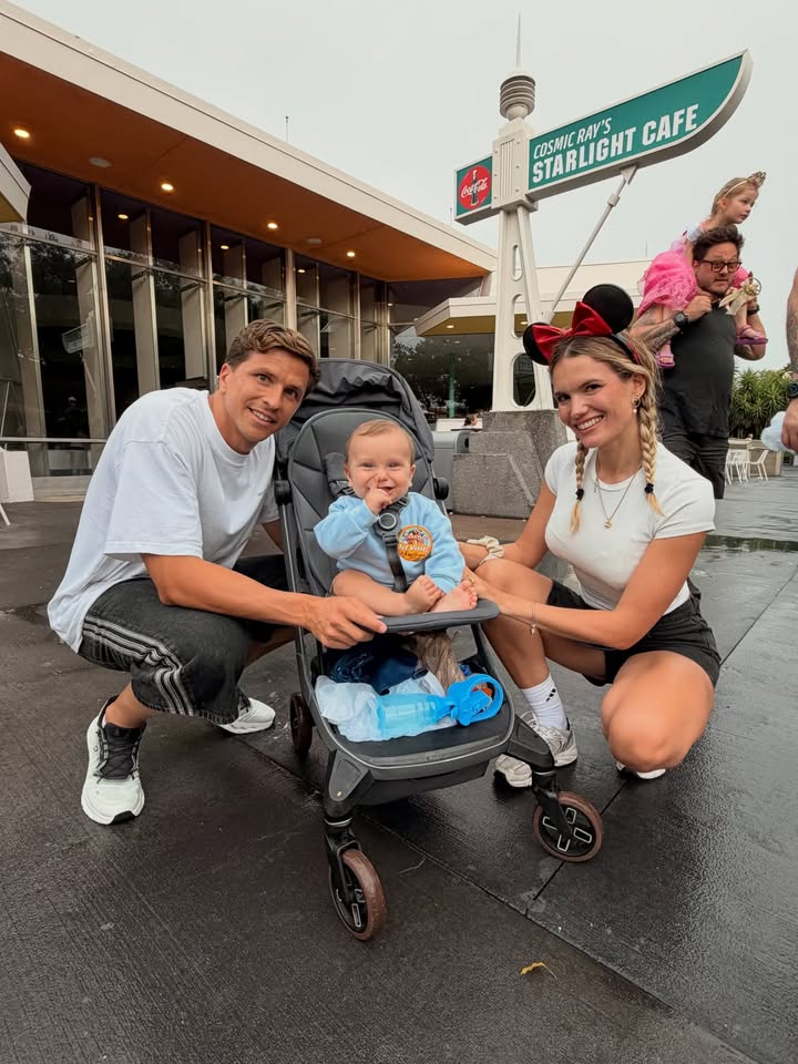 "La primera vez de Faustino en Disney ♥️"