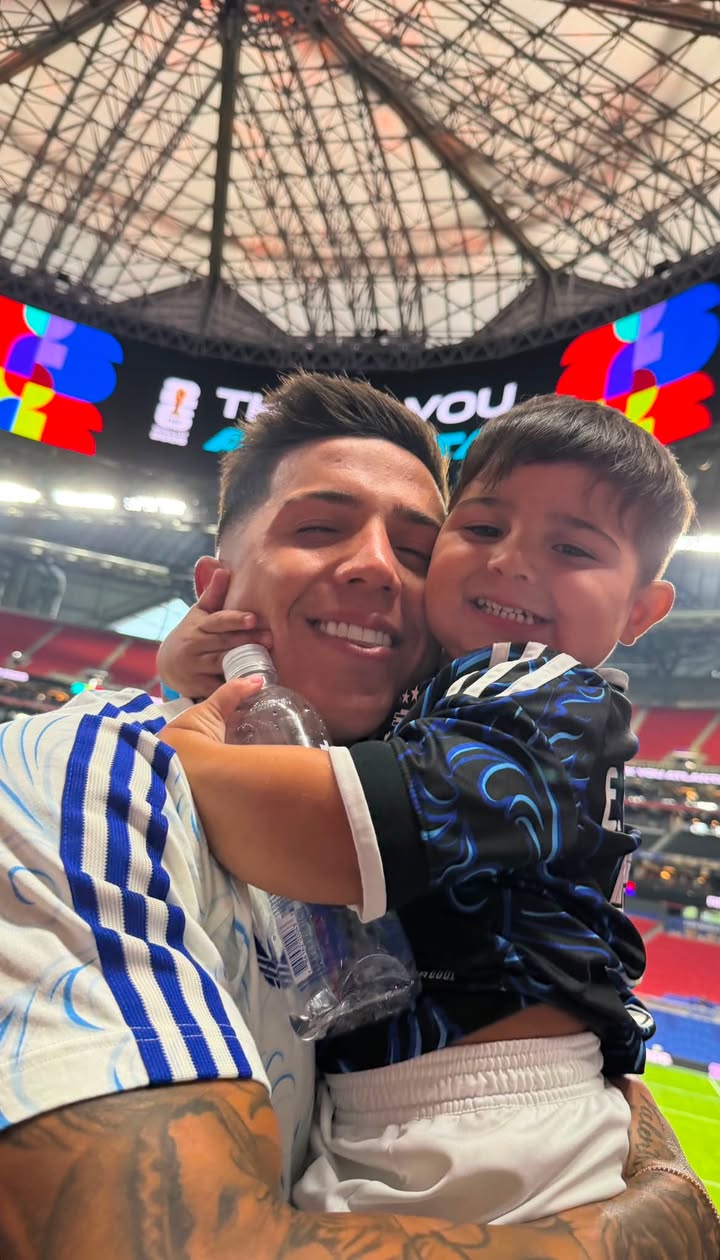 Benja y Enzo Fernández después de la victoria de Argentina 🇦🇷