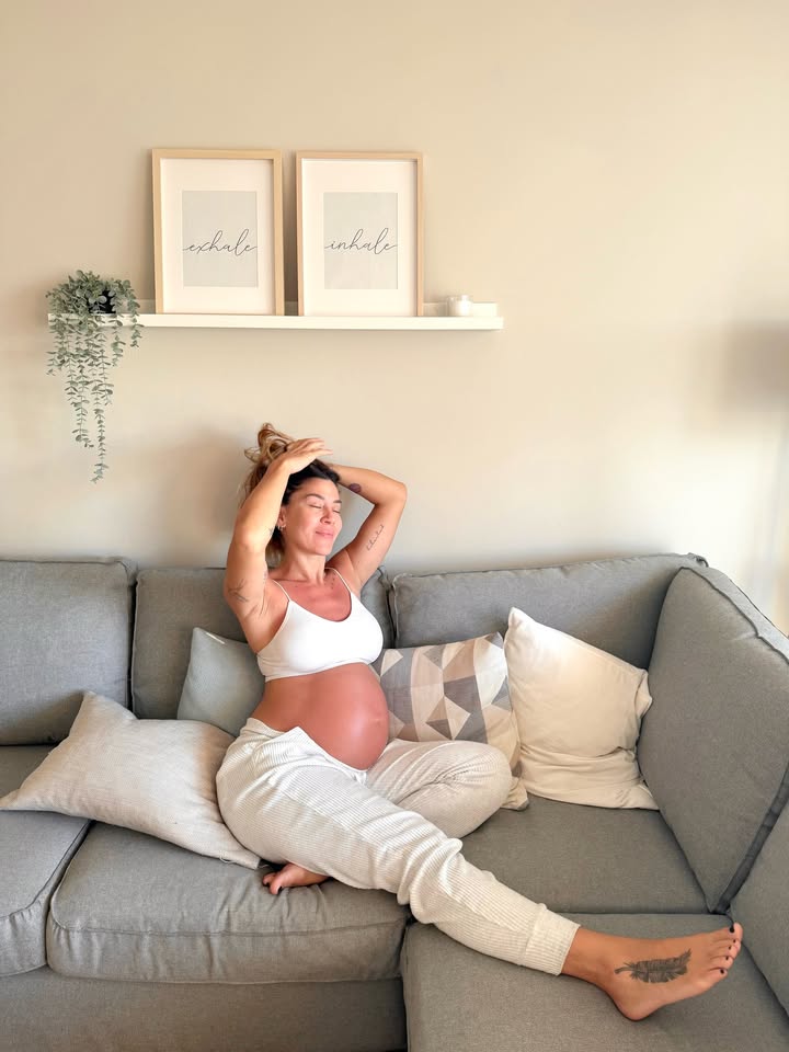 Jimena Barón subió la comparación de cuando estaba embarazada y el post con su hijo Arturo ❣️