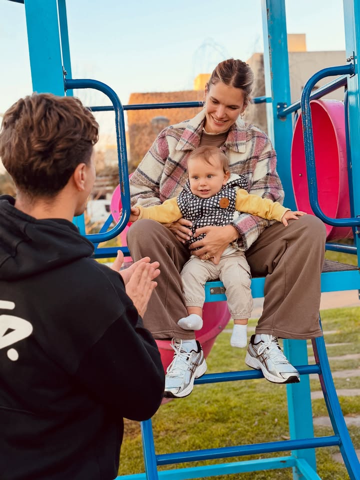 Eva Bargiela con Faustino y Gian Simeone 🥰