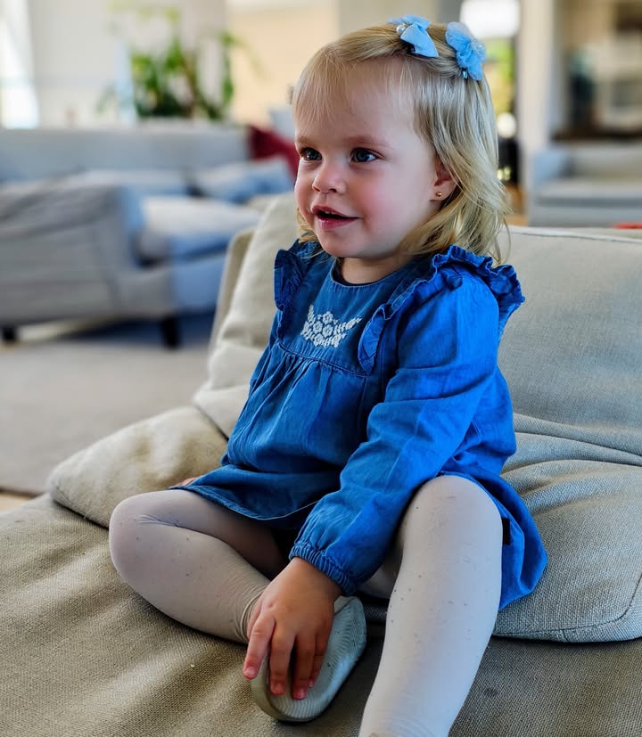 El look azul de Milenka 💙