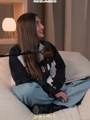 EN EL PRIMER EPISODIO DE "SENSIBLE", YOYI FRANCELLA INVITÓ A GERMÁN BEDER Y HABLARON DEL ÉXITO Y LA FAMA