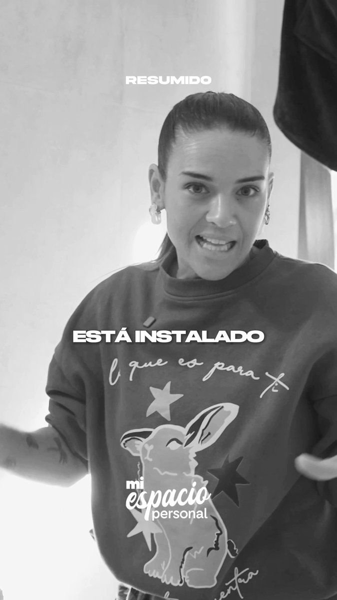 “No me gusta compartir el baño con nadie”😱

🏡Mica Vázquez nos abrió las puertas de su lugar mas personal, su casa. Vimos todos los rincones y hasta le abrimos la heladera🤭