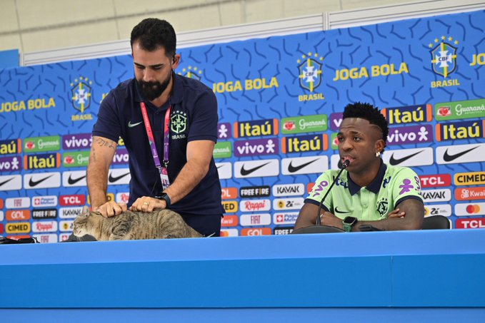 Y como pasa siempre en el fútbol...
Las supersticiones volvieron a ganar
Para muchos es solo una coincidencia. Para otros, la maldición todavía no terminó