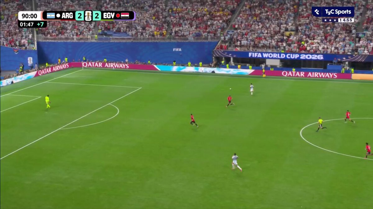 CÓMO ME HACES SUFRIR, PERO CÓMO TE AMO ARGENTINA 

Enzo Fernández y el 3-2 de Argentina ante Egipto.