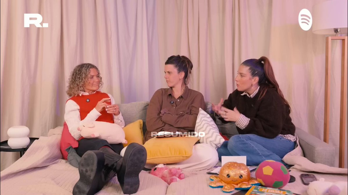 "No es fácil porque las crisis las tenés siempre" 

Maru Botana dio tips sobre cómo hace para llevar un matrimonio de 29 años y dijo que la distancia es clave.