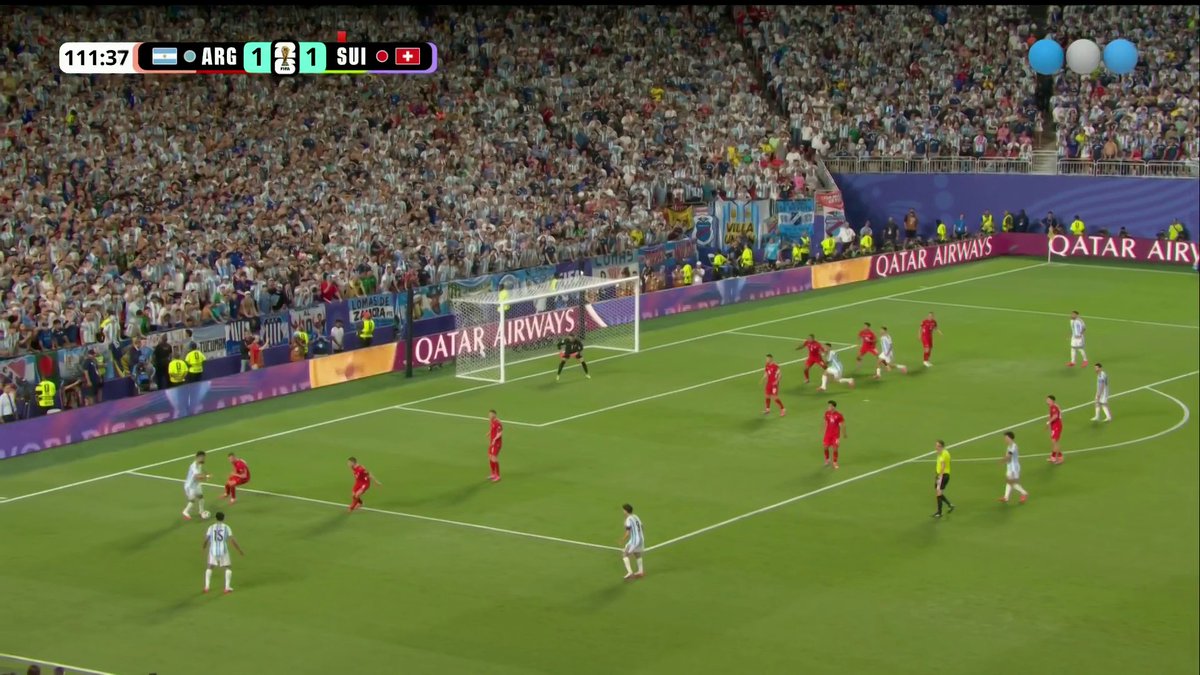 GOOOOLAZO DE JULIAN ALVAREZ PONE A ARGENTINA 2-1