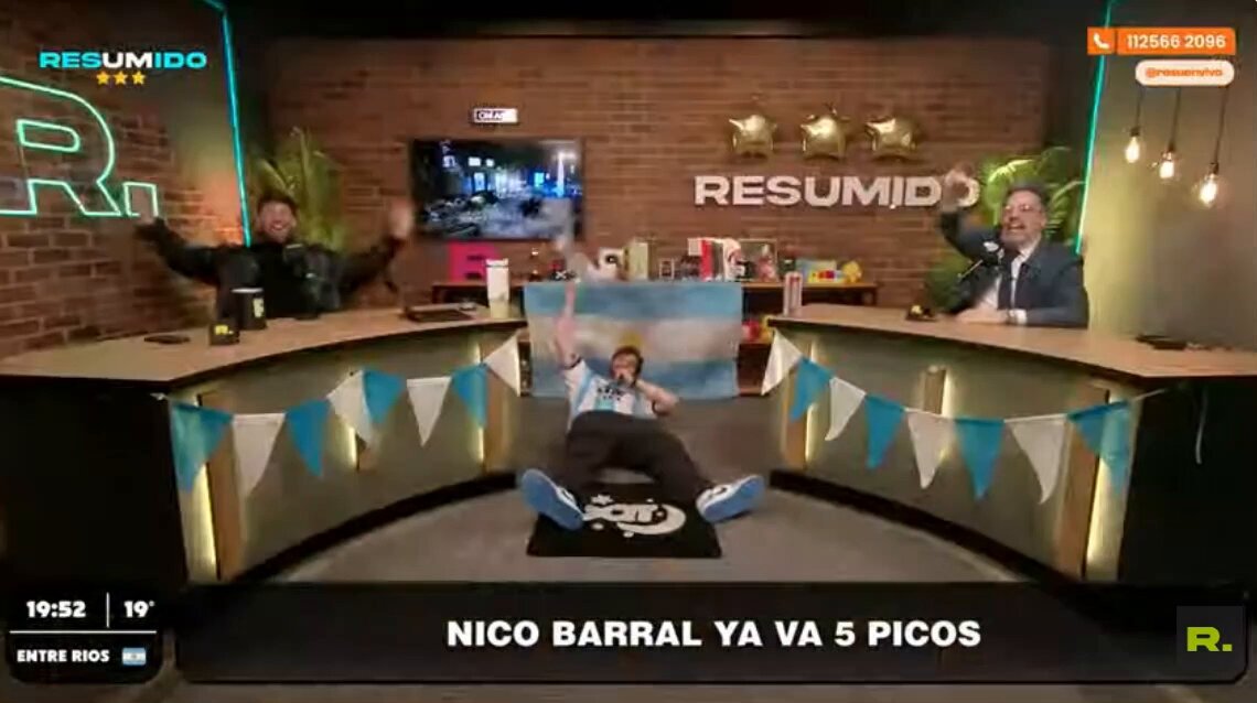SOMOS FINALISTAS OTRA VEZ 

Estoy en estas desde las 18hs