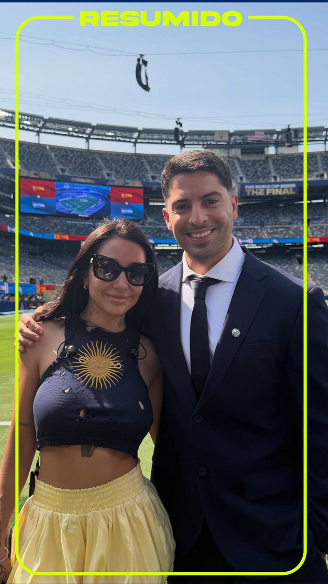 María Becerra y Gastón Edul en el MetLife Stadium, Nueva Jersey, antes de la final del Mundial 2026