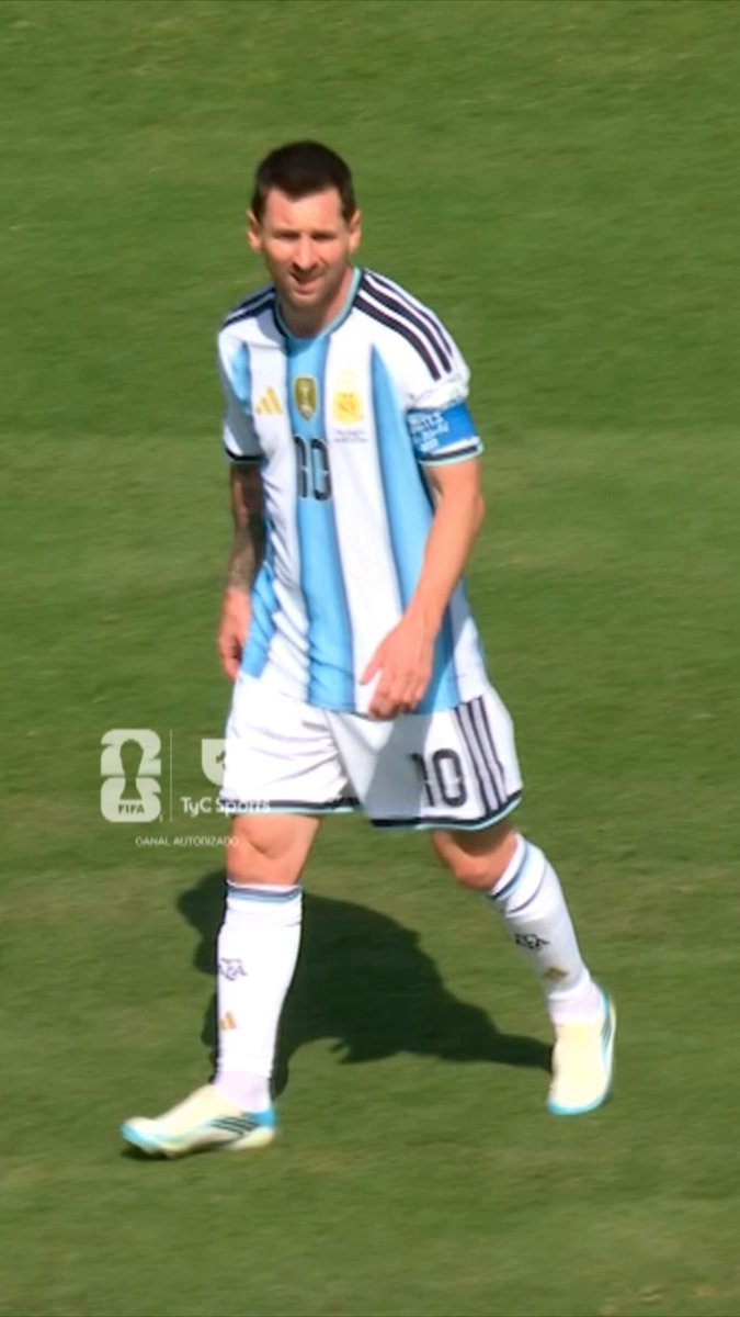 Las indicaciones de Messi a Enzo Fernández
