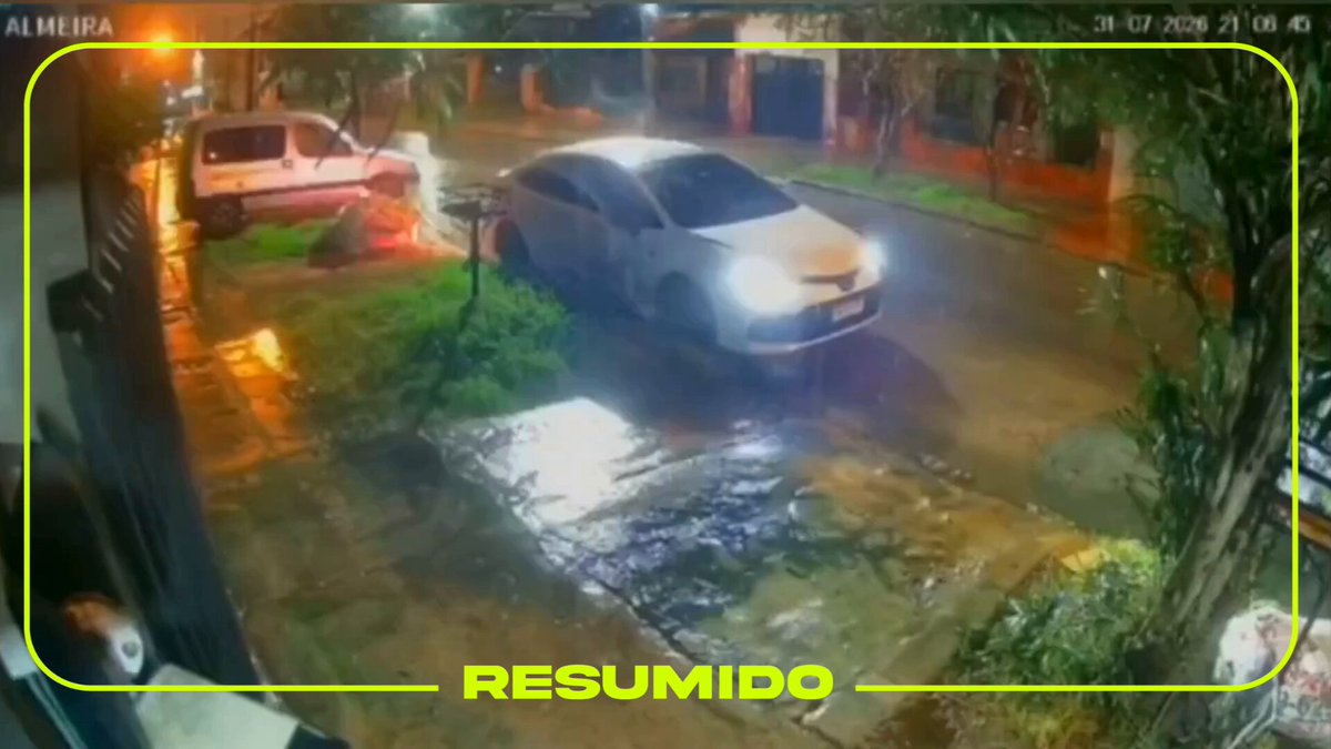Robaron un auto y toda la secuencia quedó grabada con audio. Hubo un detenido y buscan a los prófugos