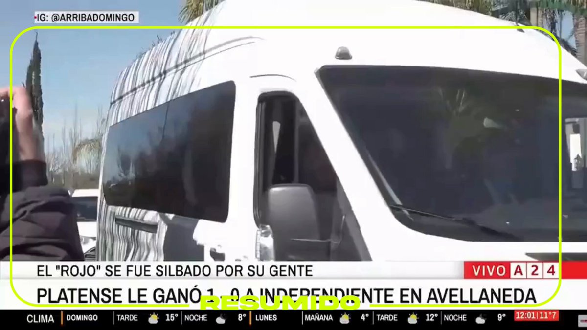 La familia Messi ya salió del velorio de Jorge, el padre de Leo
