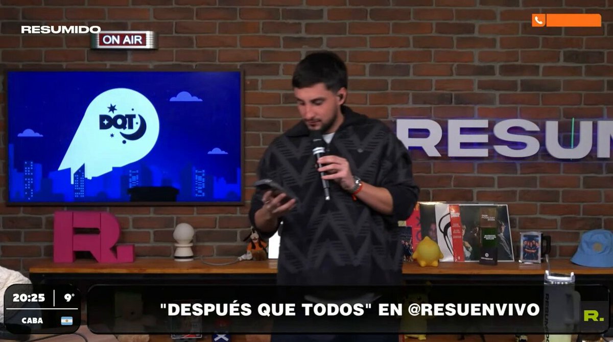 "Por suerte los dos son rojos"

Juli Poggio pasó por un momento de pura tensión cuando la hicieron elegir entre Nacho Castañares o Ferbo, y entre ser de Huracán o de Independiente #DQT
