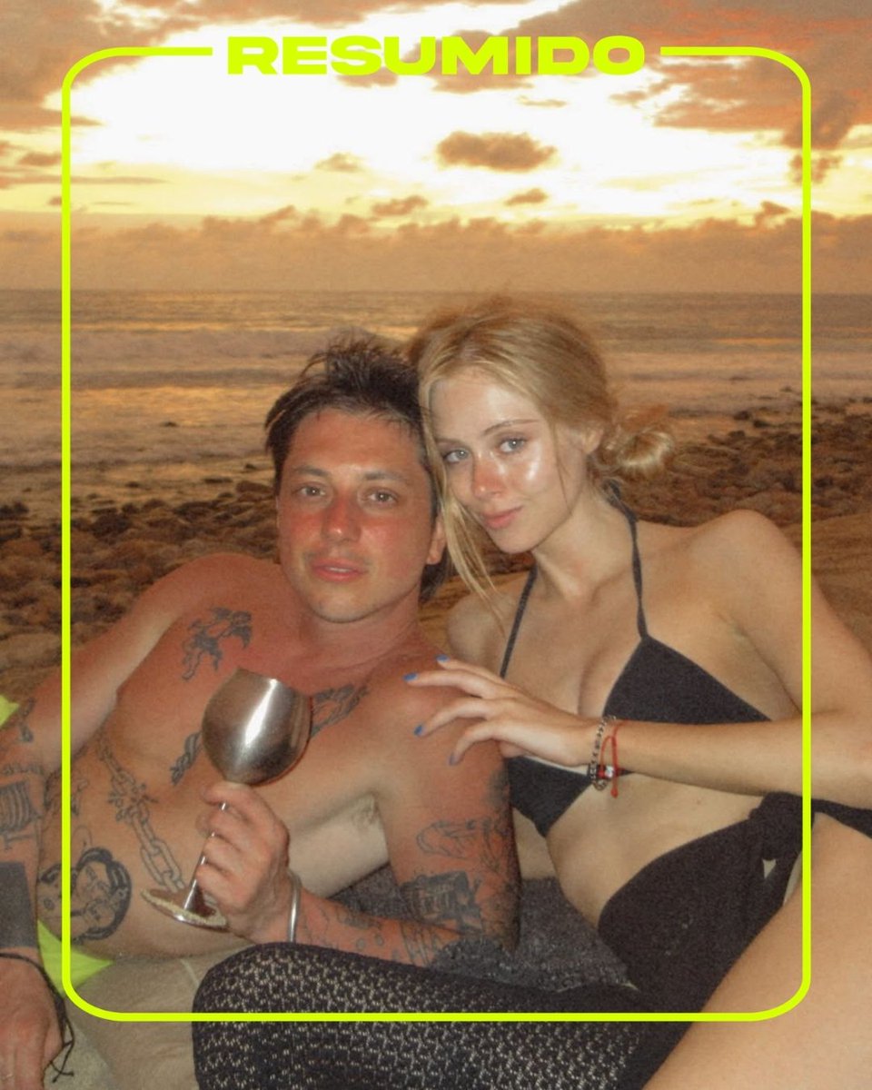 📸 Paco Amoroso con su novia Loreto Peralta de vacaciones en la playa