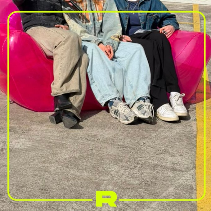 Se viene una nuevo "Sillón de la Verdad"

A ver si adivinan quiénes son 👇
