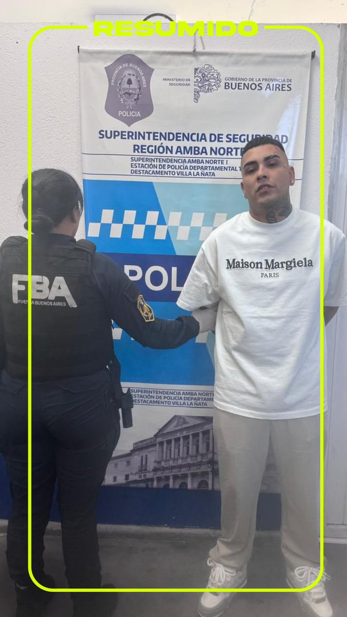Callejero Fino fue detenido, según se supo estaba yendo al cumpleaños de J Reii cuando lo detuvieron por transitar sin patente y encontraron un arma en su auto
