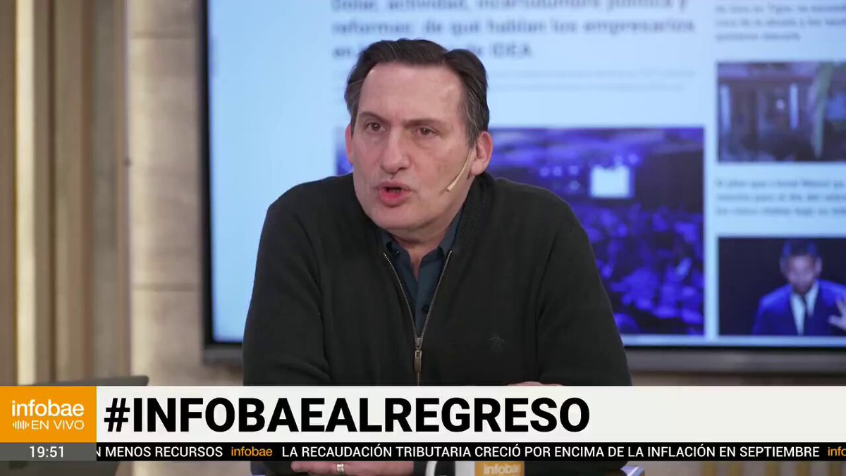 Pero algo no estaba funcionando como debía. Pike empezó a quejarse. Dijo que le dolía el brazo.

Y preguntó a uno de los funcionarios: ¿Se supone que debería sentirse así?

Pasaban los minutos y ella 