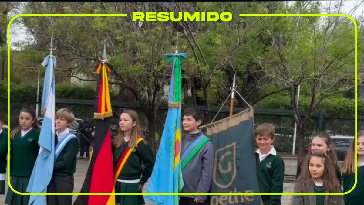 Mirko fue escolta de la bandera por ser buen alumno y ayudar a que todo su grupo de compañeros esté bien

El propio Marley compartió las imágenes