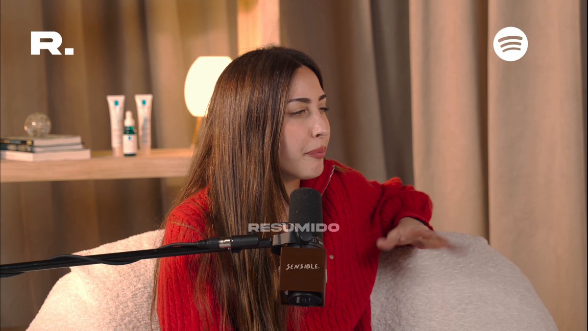 ¿Qué hacés con tus emociones?

En Sensible con Yoyi Francella, Roxana explicó cómo realiza las sesiones de limpieza energetica y destacó la importancia de conectar con las emociones, escuchar al cuerp