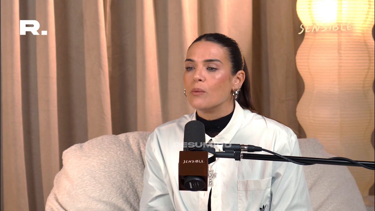 "¿Por qué todo el tiempo la exigencia de tirarnos abajo?"

Mica Vazquez habló con Yoyi Francella sobre esa costumbre de que alguien te diga algo lindo y automáticamente buscar una excusa para tirarte 