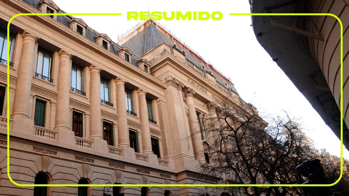 El Colegio Nacional de Buenos Aires prohibió el uso de celulares, tablets y otros dispositivos electrónicos en las aulas
La decisión fue aprobada por el Consejo Escolar Resolutivo mediante la Resoluc