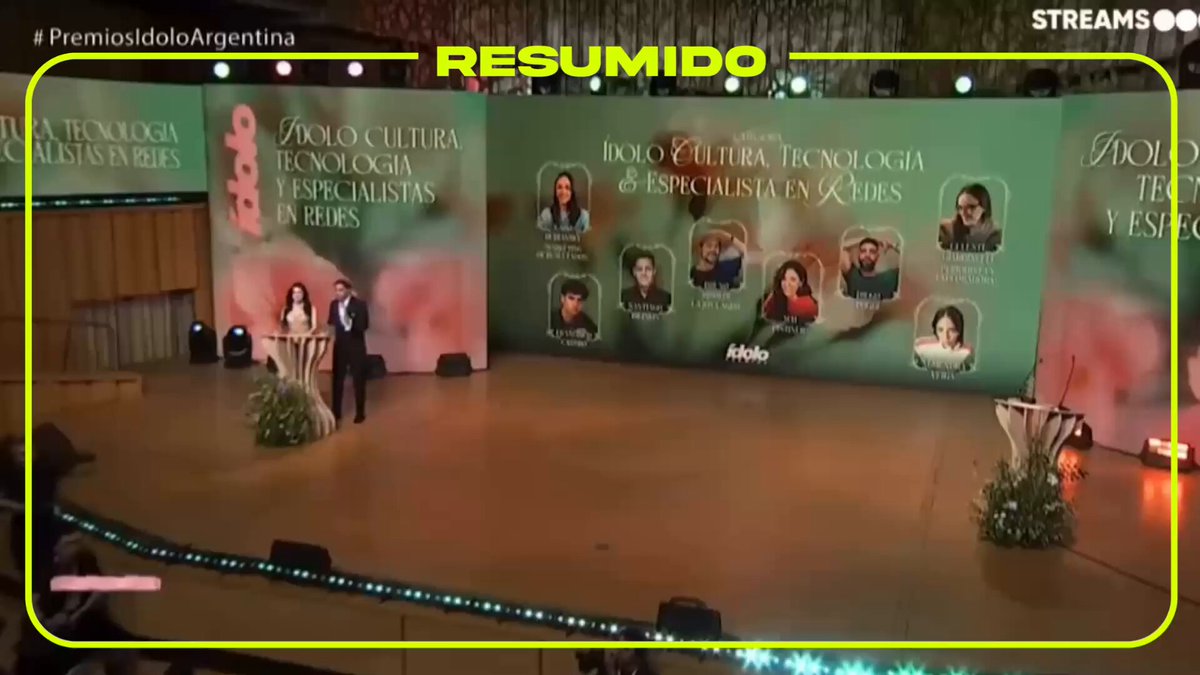 El premio ídolo a cultura tecnología y especialistas en redes es para Almendra Veiga