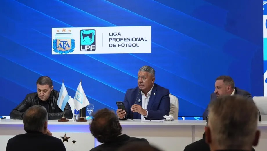 Apertura: tendrá 15 fechas y los 16 mejores clasificarán a los playoffs para definir al campeón.

Clausura: también tendrá 15 fechas, pero cada equipo enfrentará a los rivales que le quedaron pendient
